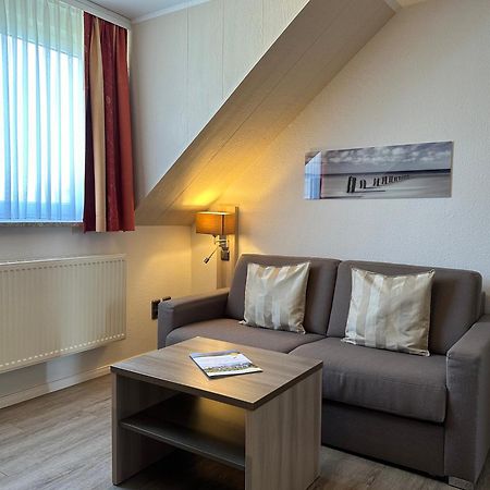 Appartementanlage Zur Seemoewe Остров Пёль Экстерьер фото