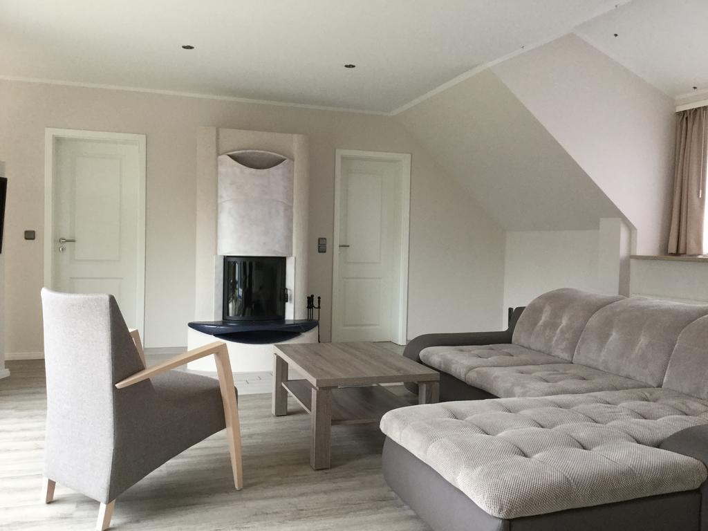 Appartementanlage Zur Seemoewe Остров Пёль Экстерьер фото